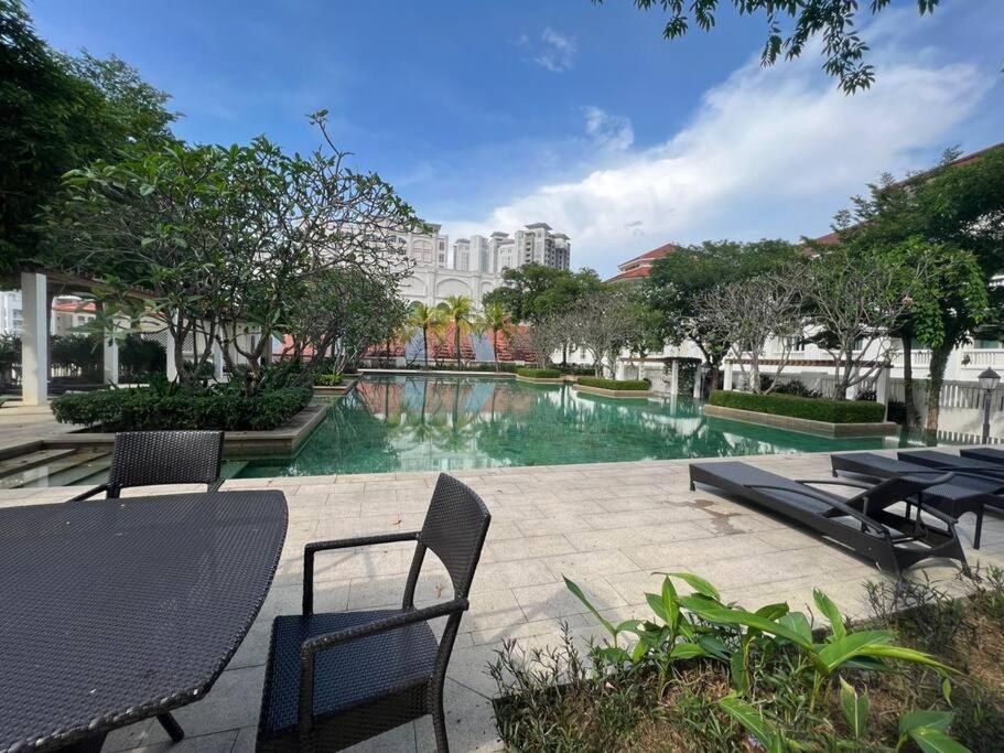 Perfect Marina Stay@ Strait Quay /W Big Balcony + Carpark Bagan Jermal ภายนอก รูปภาพ
